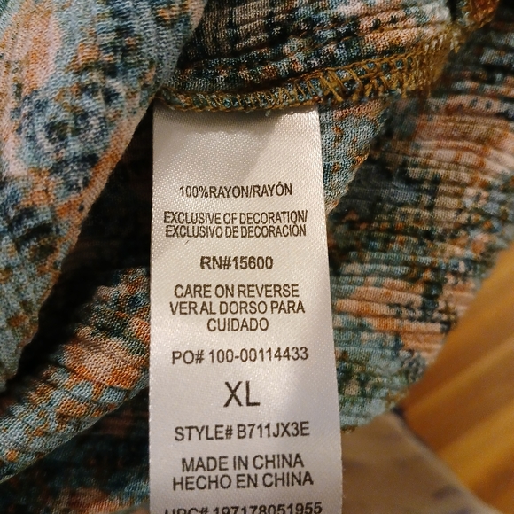 Democracy Women's High/Low Top With Braided Detail Size XLThis Democracy women's - Picture 5 of 11